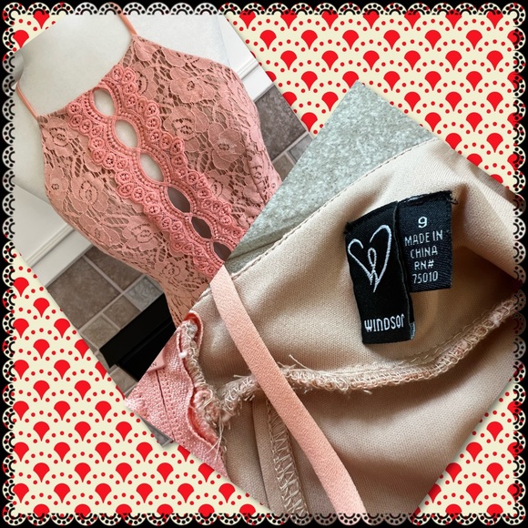 Windsor prom or party dress,size 9 - Picture 3 of 4